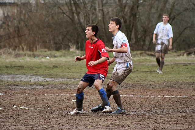 NBA卡位战,库里巴特勒发力,勇士险胜灰熊.