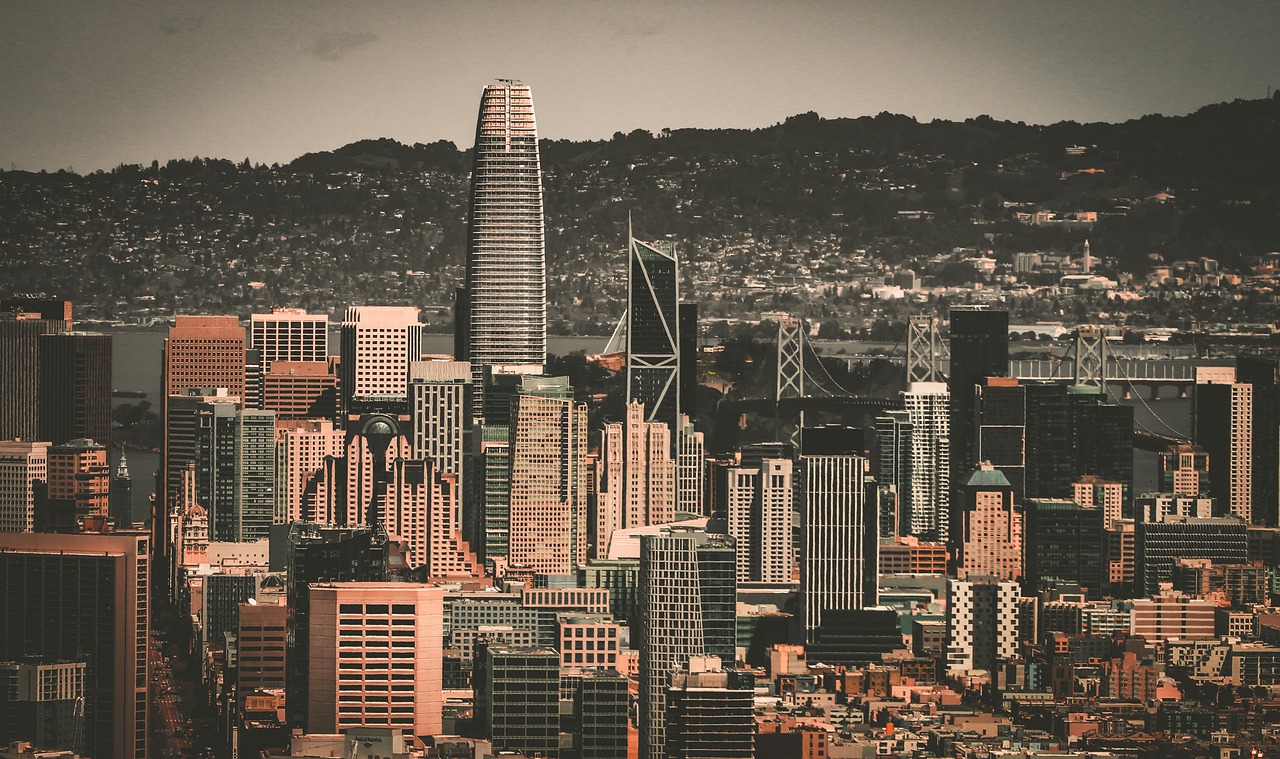 英超彩经:红军稳健枪手掉链 曼城做客斩落热刺.